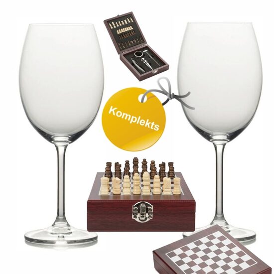 Vīna glāžu MICASA komplekts ar vīna piederumiem.